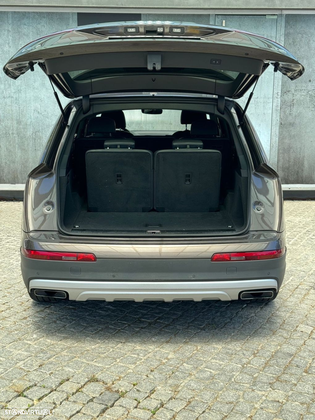 Audi Q7 3.0 TDI quattro S-line Tiptronic 7L - 7