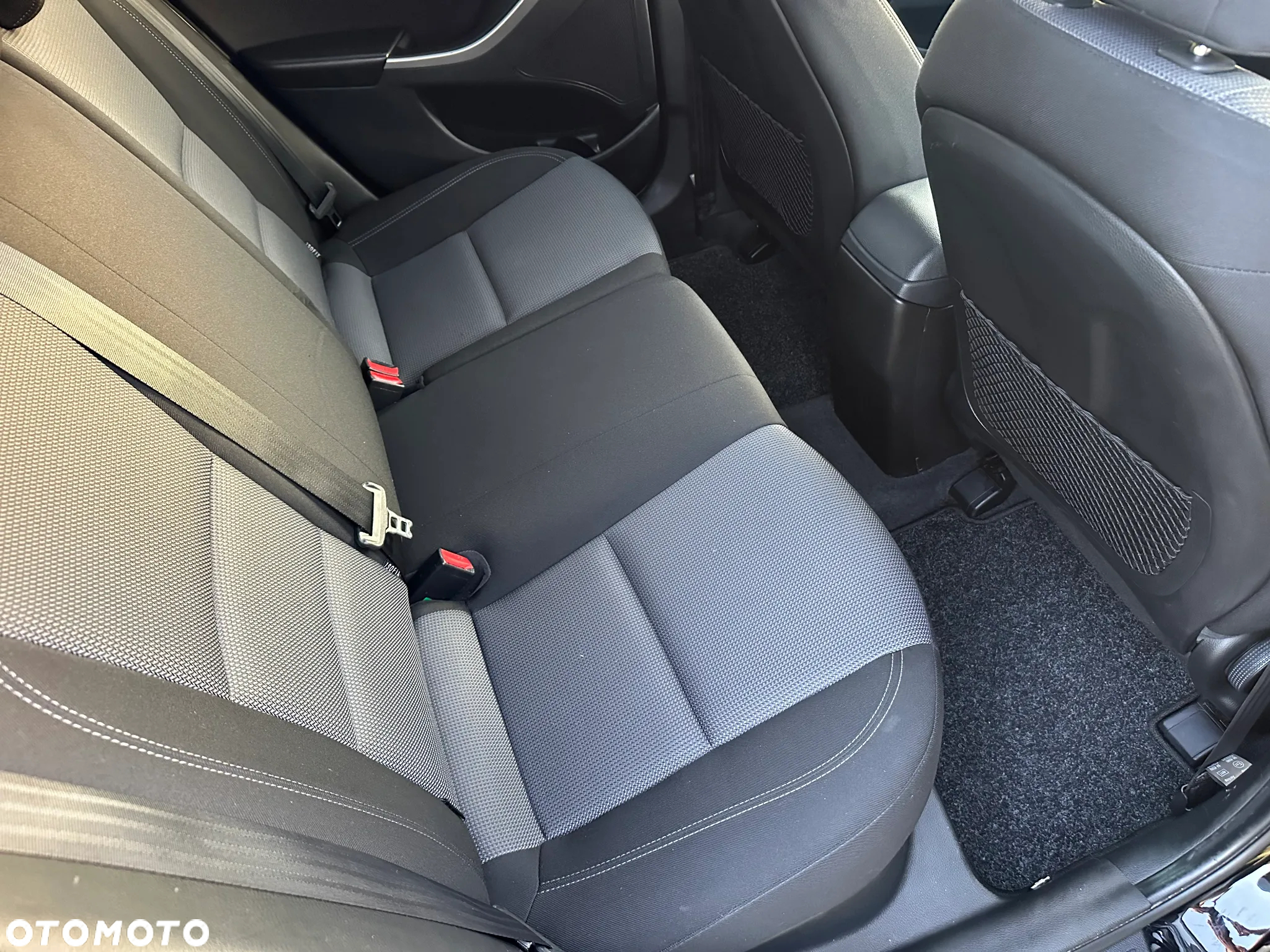 Hyundai i30 i30cw 1.6 Fifa World Cup Edition - 15