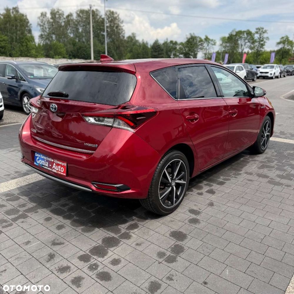 Toyota Auris - 12