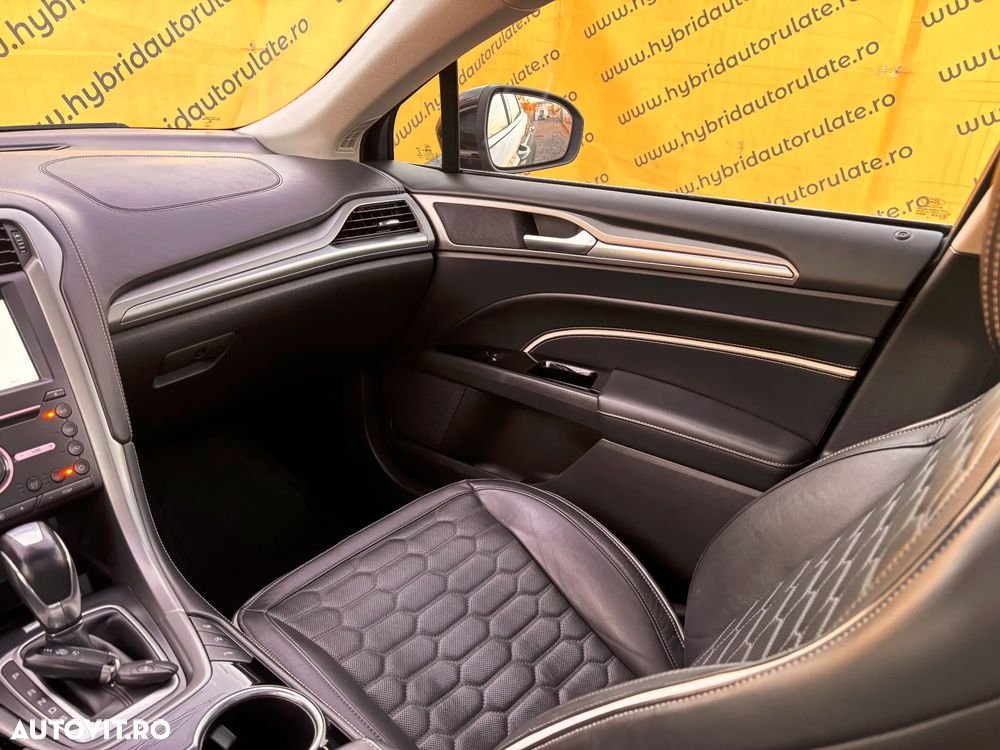 Ford Mondeo Vignale 2.0 TDCi Powershift AWD - 32