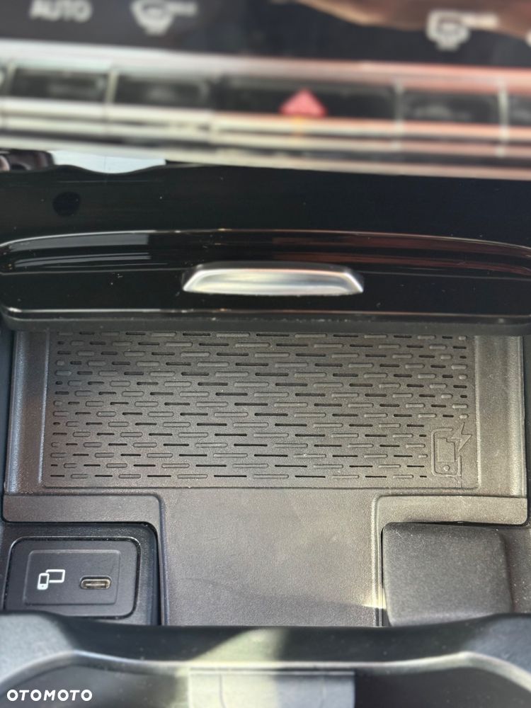 Mercedes-Benz CLA - 34