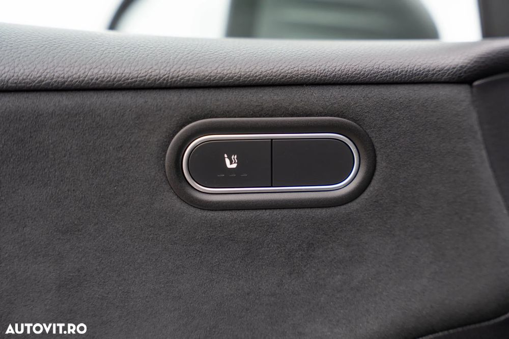 Mercedes-Benz A 220 ver-d-7g--dct - 21