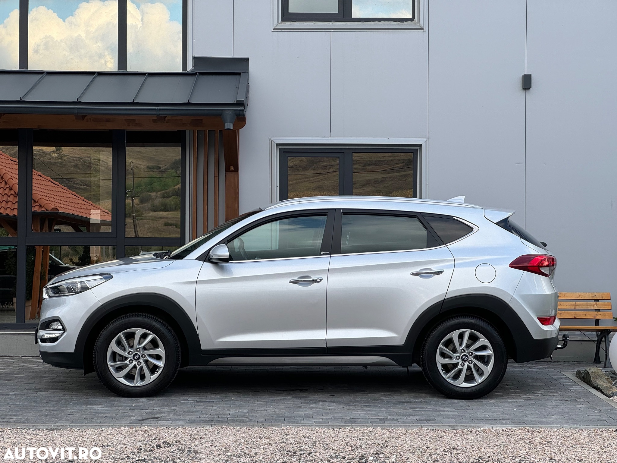 Hyundai Tucson blue 1.7 CRDi 2WD Passion - 6