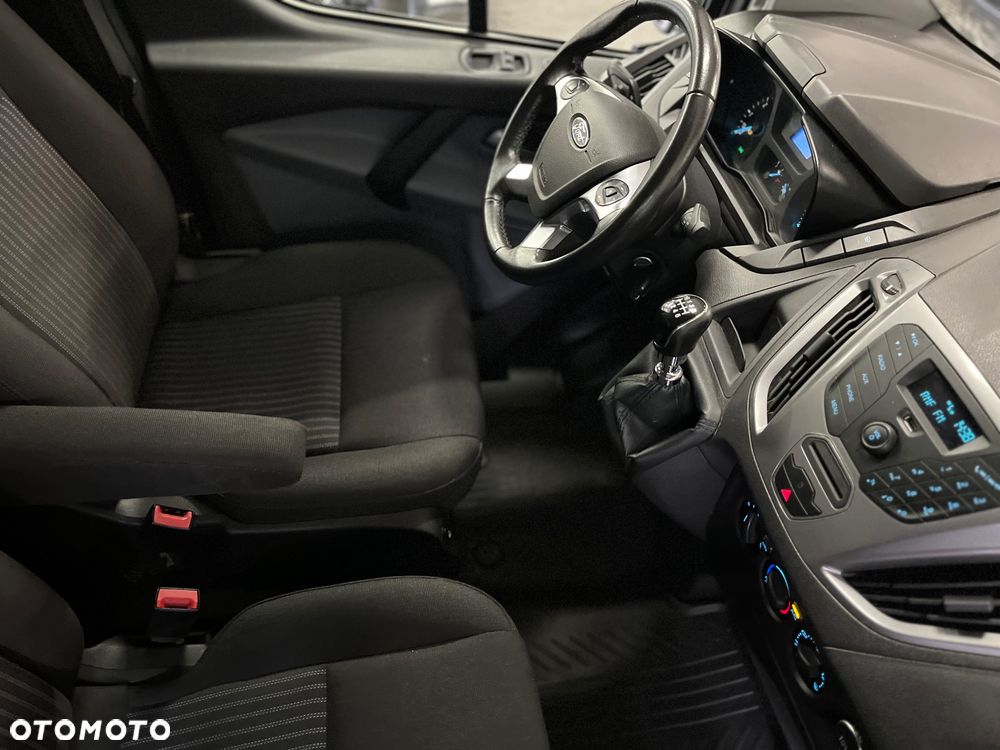 Ford Transit Custom - 24