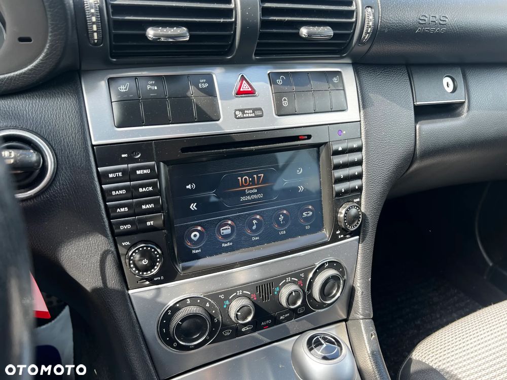 Mercedes-Benz Klasa C 220 CDI Automatik Avantgarde Sport Edition - 16