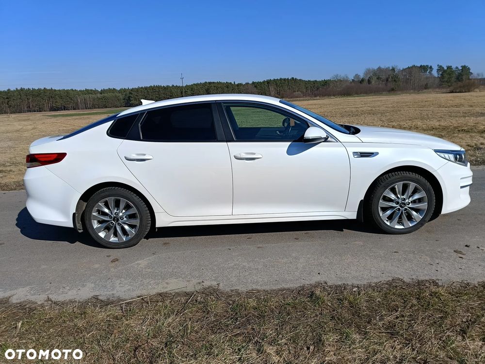 Kia Optima 1.7 CRDI DCT Business Supreme - 4