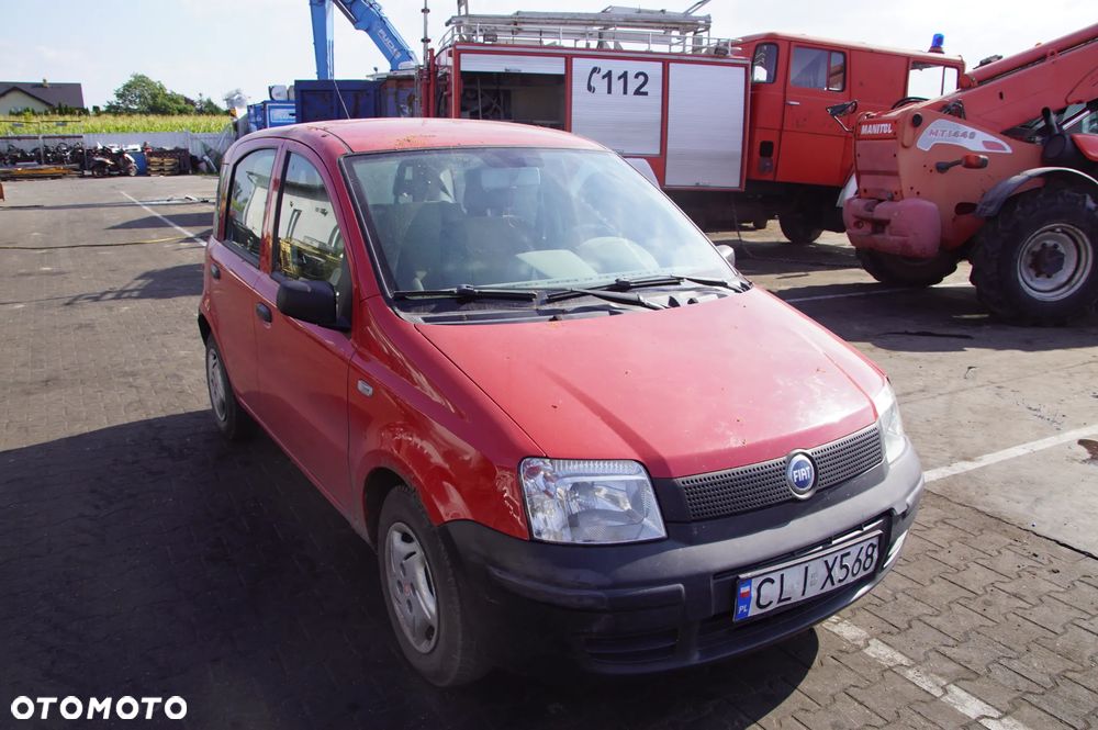 Auto na części - Fiat Panda II 1.1 54 KM 187A1000 C514 2004R Silnik Skrzynia Drzwi Szyba Lusterko Błotnik Maska Klapa Deska Kokpit Sterownik Moduł Czujnik Licznik Kierownica - 1