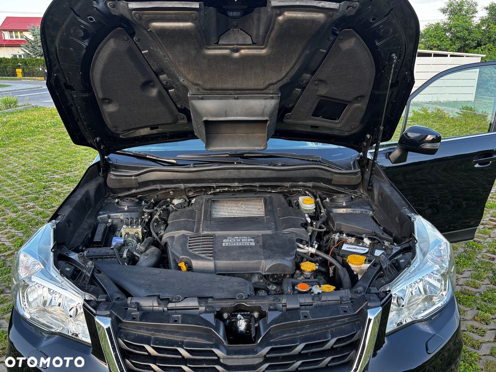 Subaru Forester 2.0 D Exclusive Lineartronic - 19