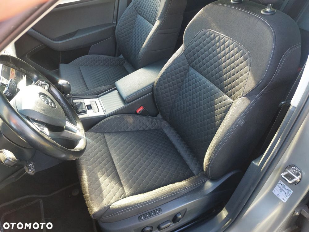 Skoda Superb 1.6 TDI Style - 12