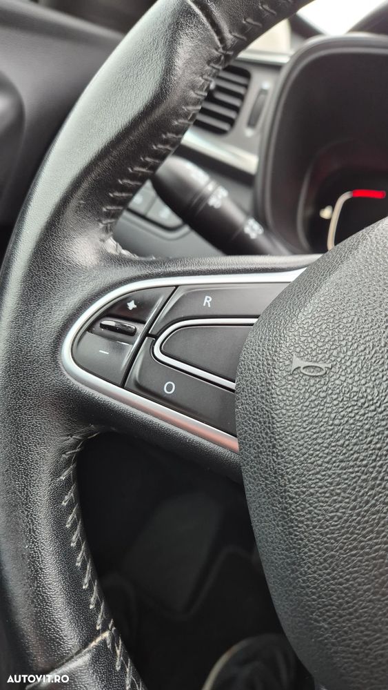 Renault Kadjar BLUE dCi 115 BOSE EDITION - 24