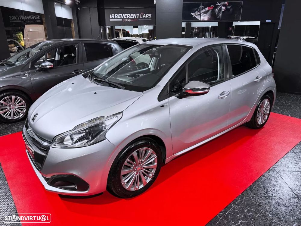 Peugeot 208 1.6 BlueHDi Style - 1