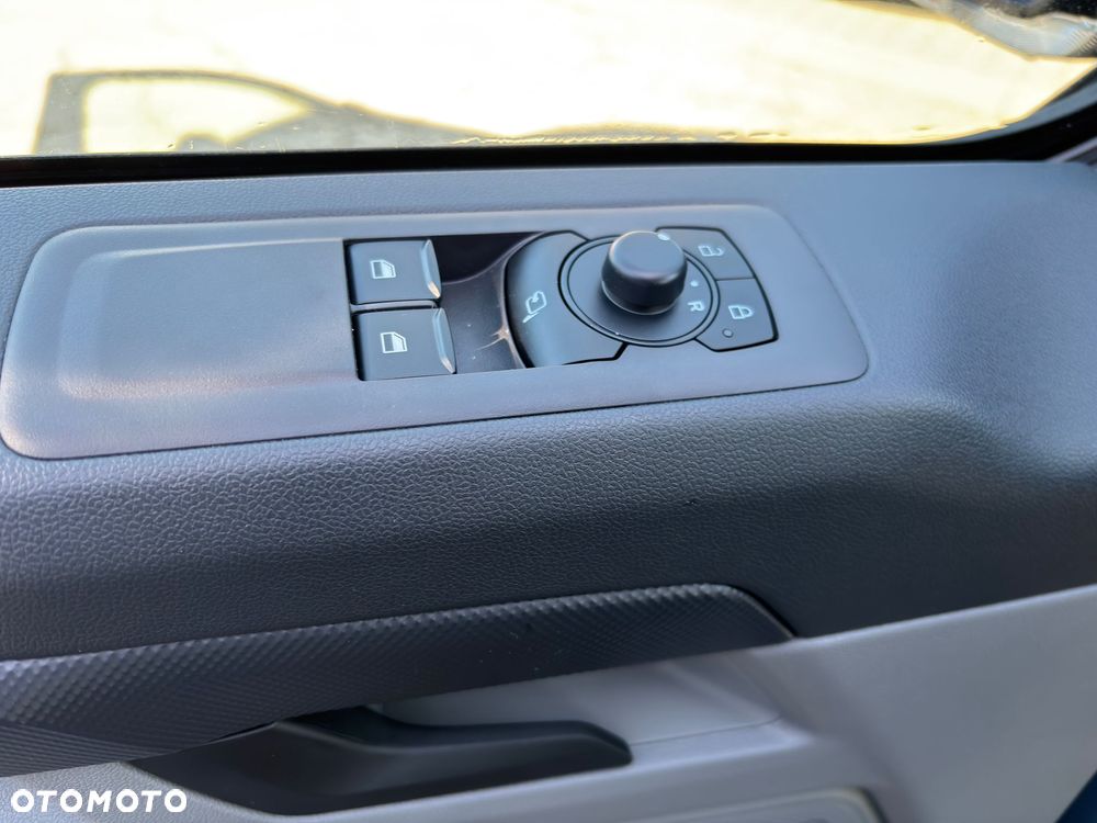 Ford Transit Custom Kombi 320 L2H1 AWD Trend M1 - 12