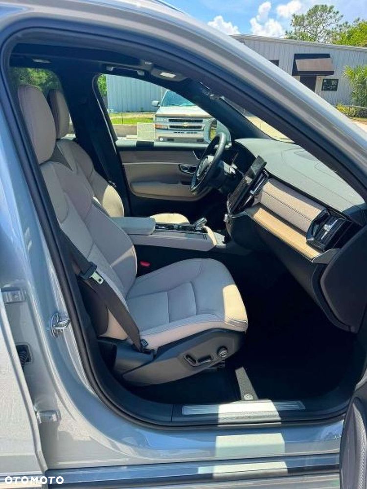 Volvo XC 90 - 6