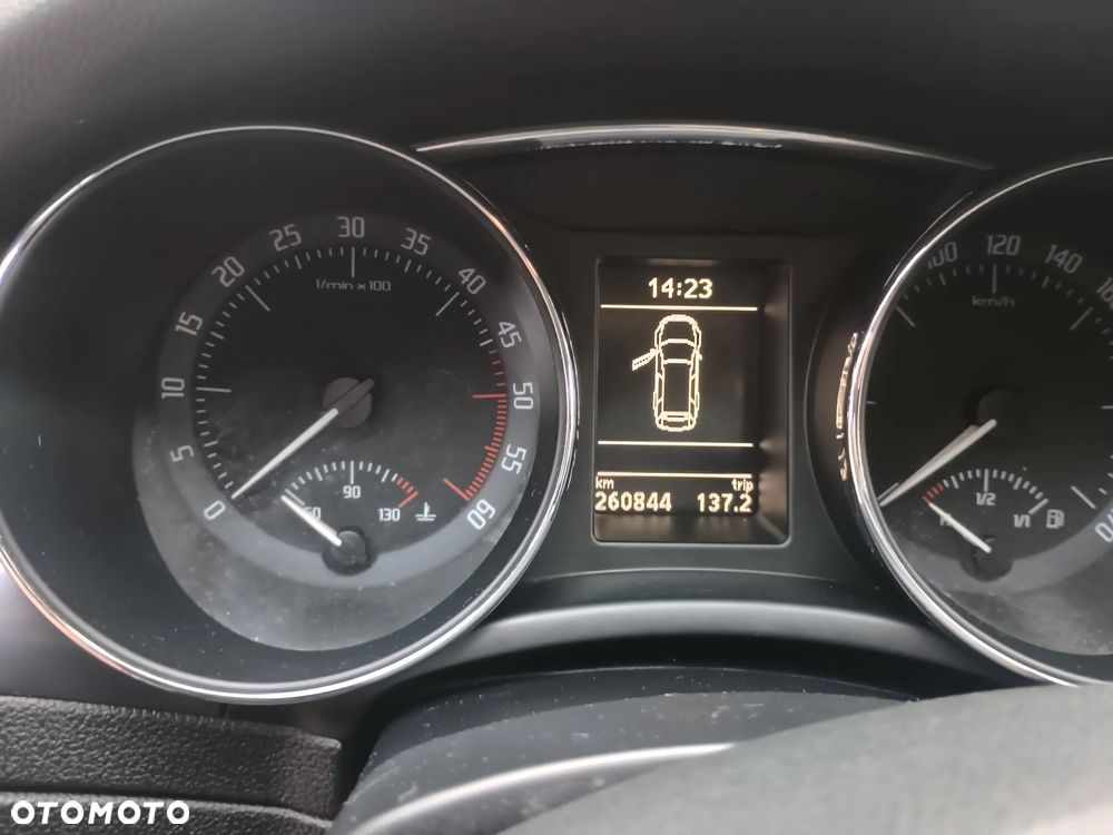 Skoda Superb 2.0 TDI Comfort - 12