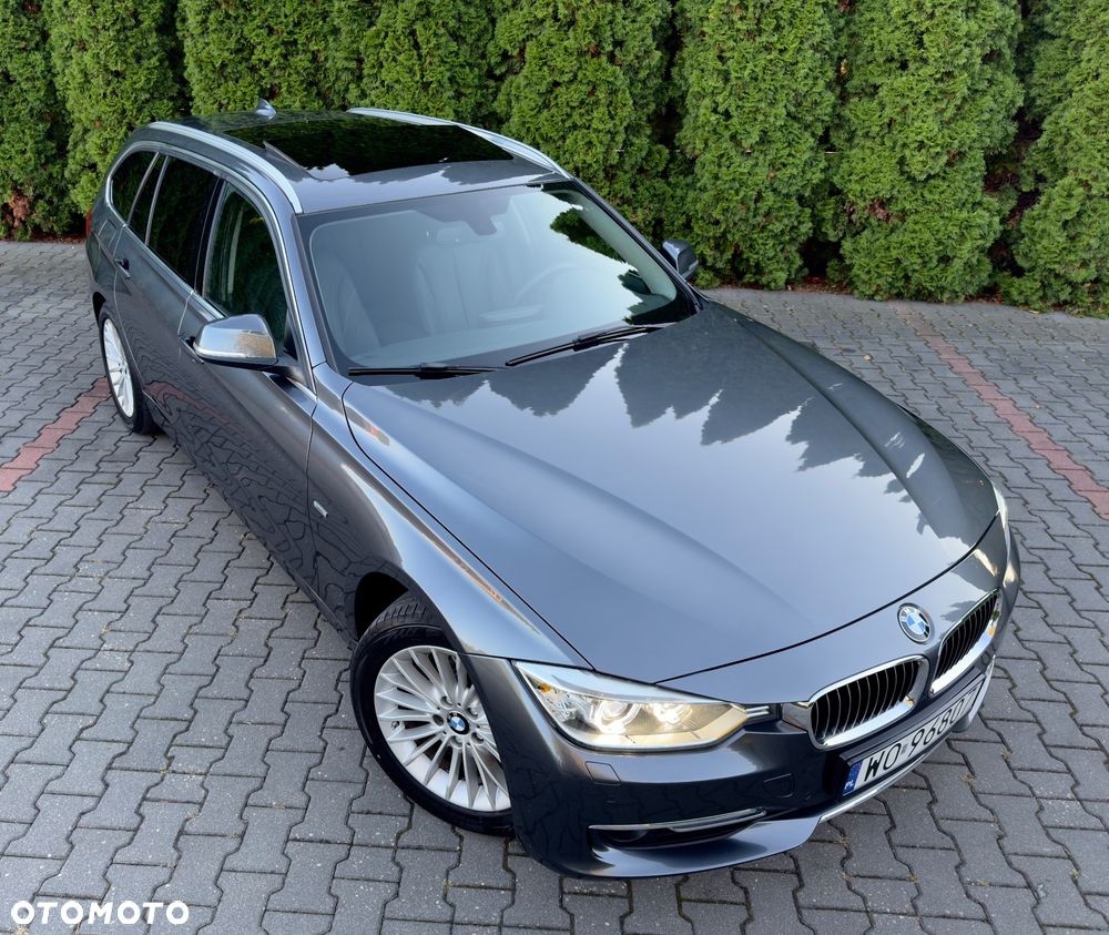 BMW Seria 3 318d Luxury Line - 13