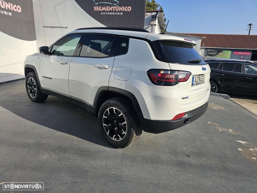 Jeep Compass 1.3 TG Trailhawk - 13