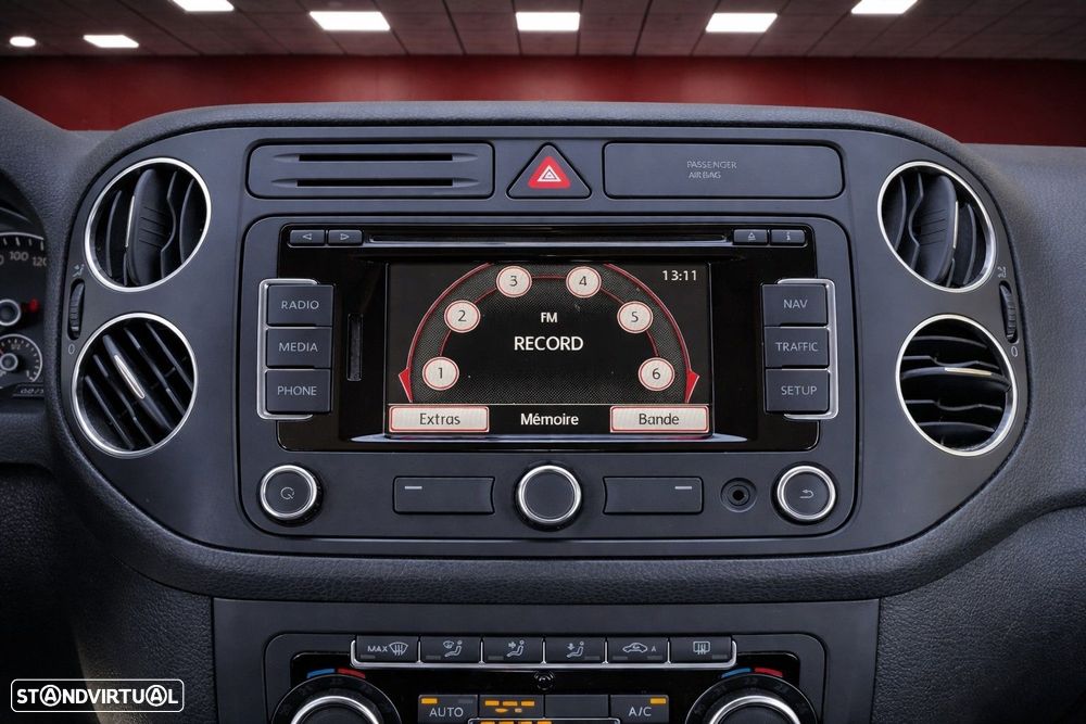 VW Golf Plus 1.6 TDi DPF Highline - 13