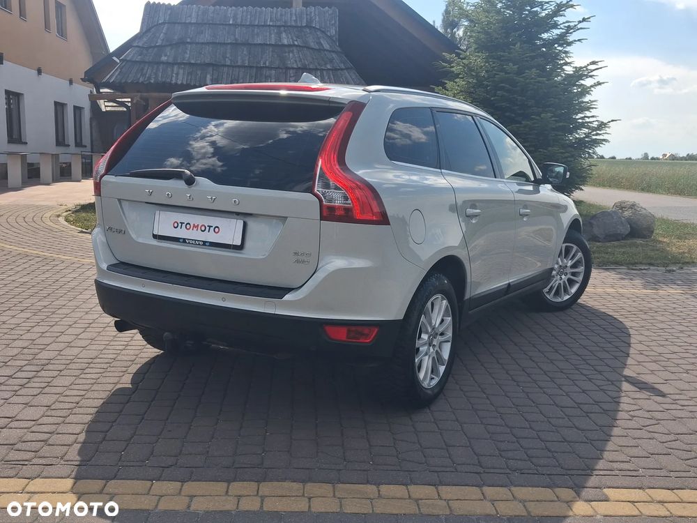 Volvo XC 60 2.4D AWD - 10