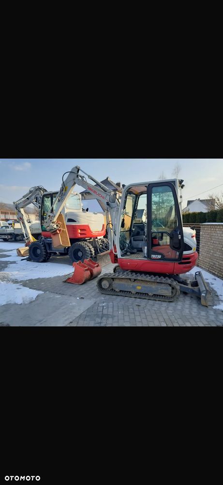 Takeuchi TB230 - 1
