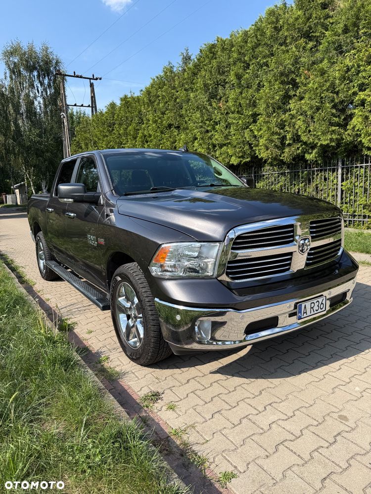 Dodge RAM - 1
