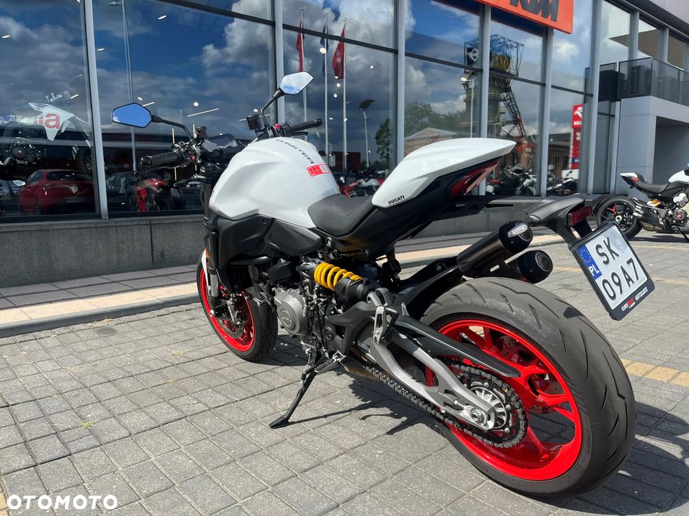 Ducati Monster - 5