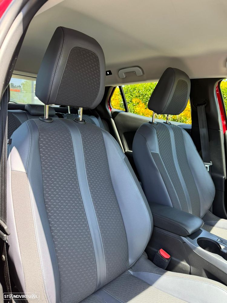 Peugeot 2008 1.2 PureTech Allure - 8