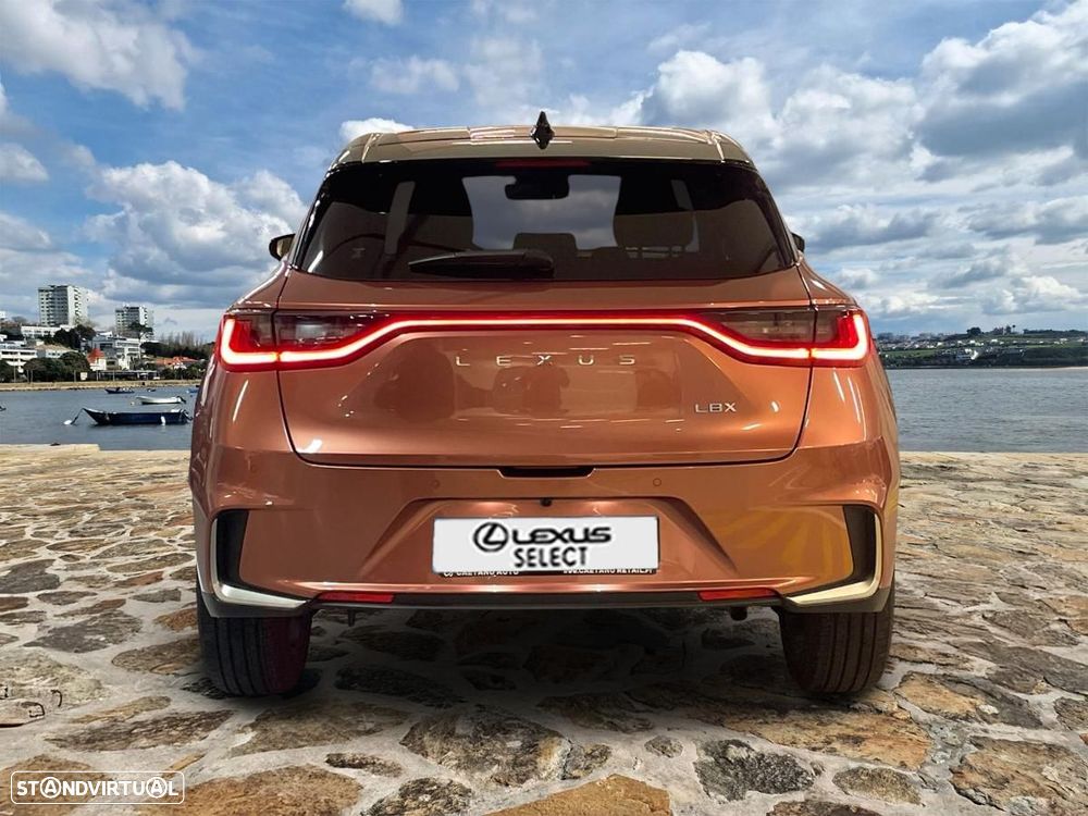 Lexus LBX Cool+ - 4