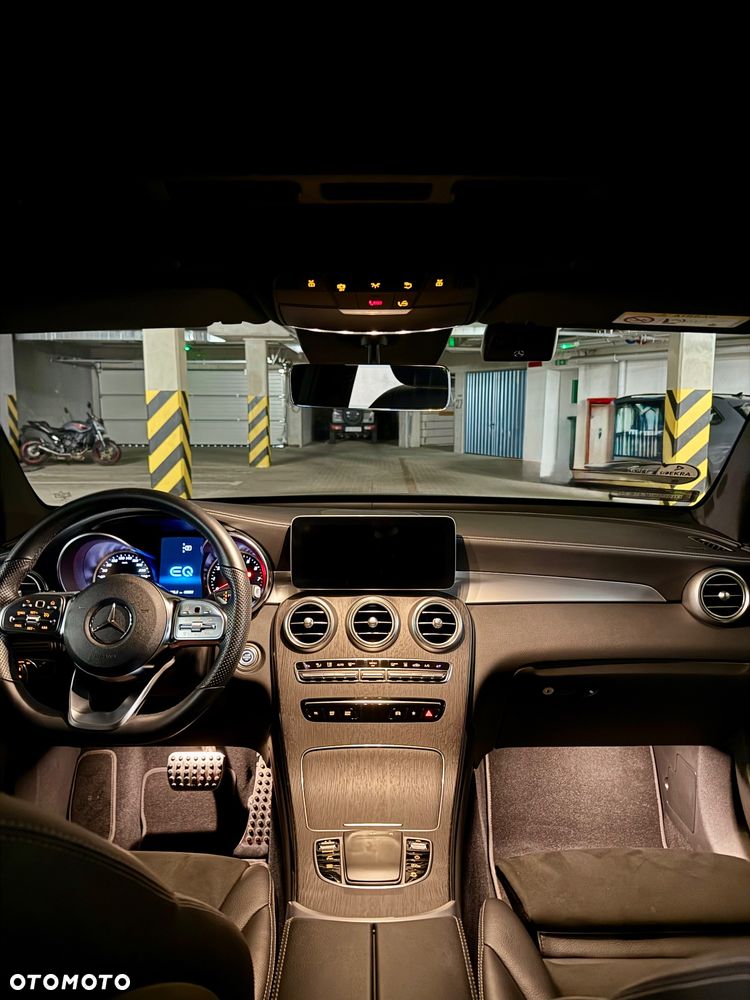 Mercedes-Benz GLC 300 de 4-Matic Business Edition - 10