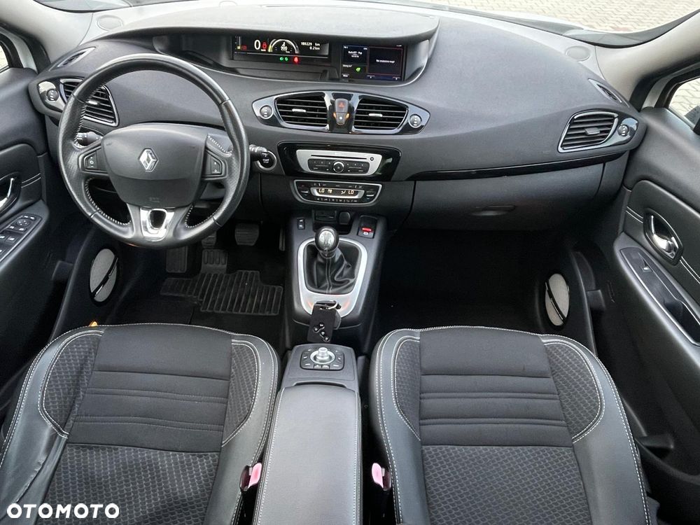 Renault Scenic Energy dCi 110 S&S Bose Edition - 11