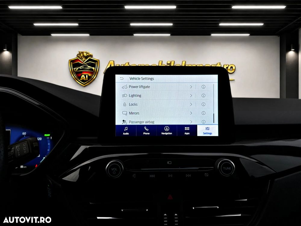 Ford Kuga 2.5 Duratec PHEV ST-LINE X - 18