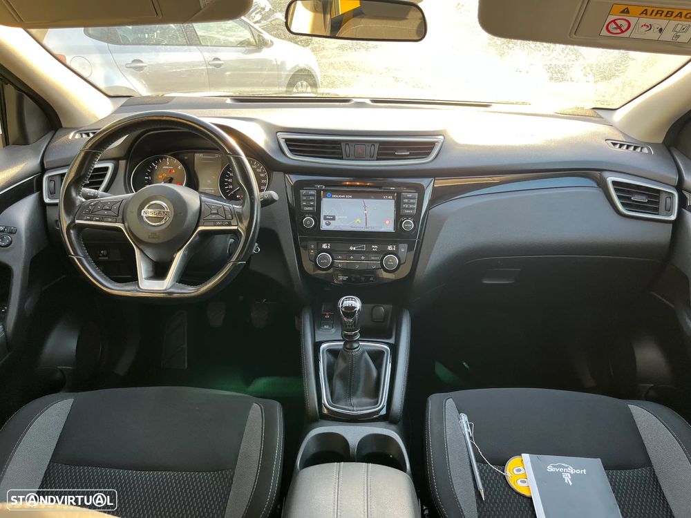 Nissan Qashqai 1.5 dCi ACENTA - 18