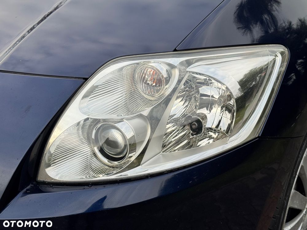 Toyota Auris 1.33 VVT-i - 13