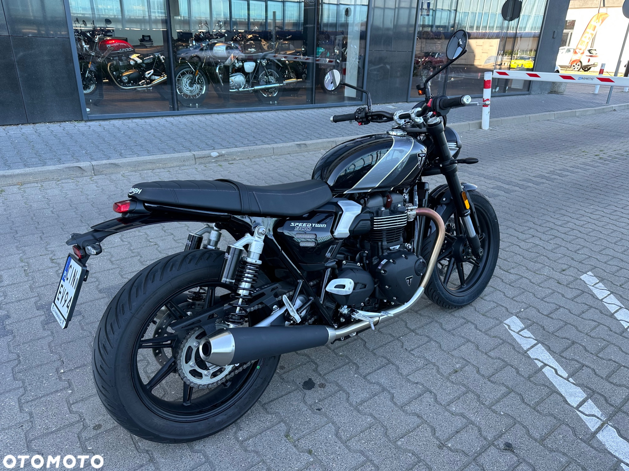 Triumph Speed Twin - 4