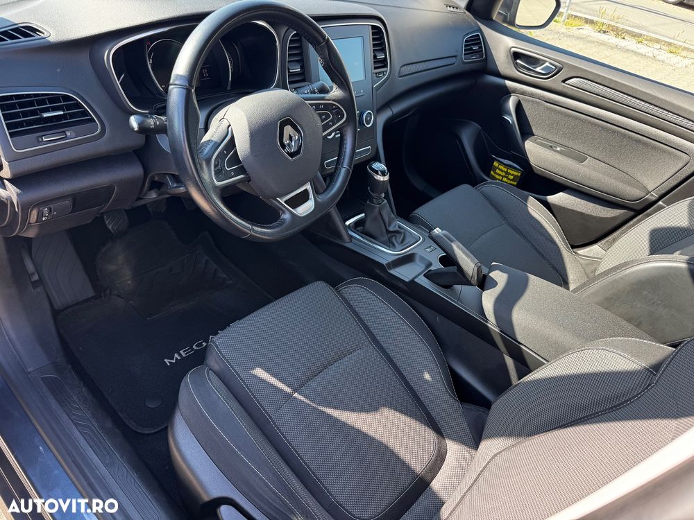 Renault Megane - 6