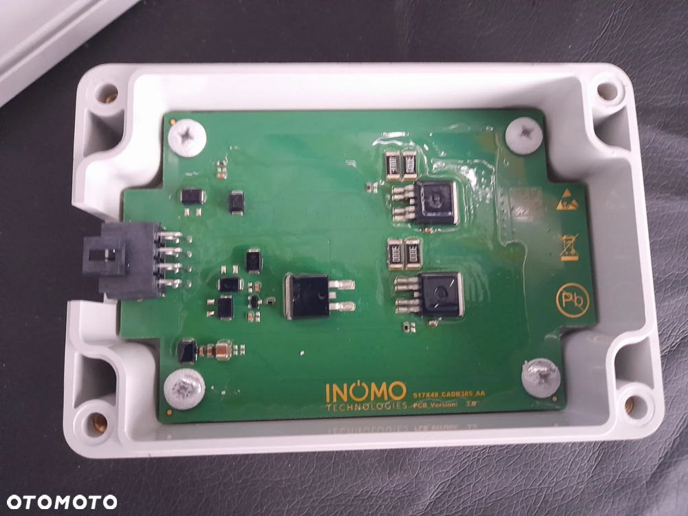 Uniwersalna skrzynka / obudowa na elektronikę z wyjściem na przewody - 6