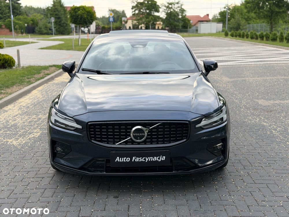 Volvo S60 B5 B AWD Ultimate Dark - 2