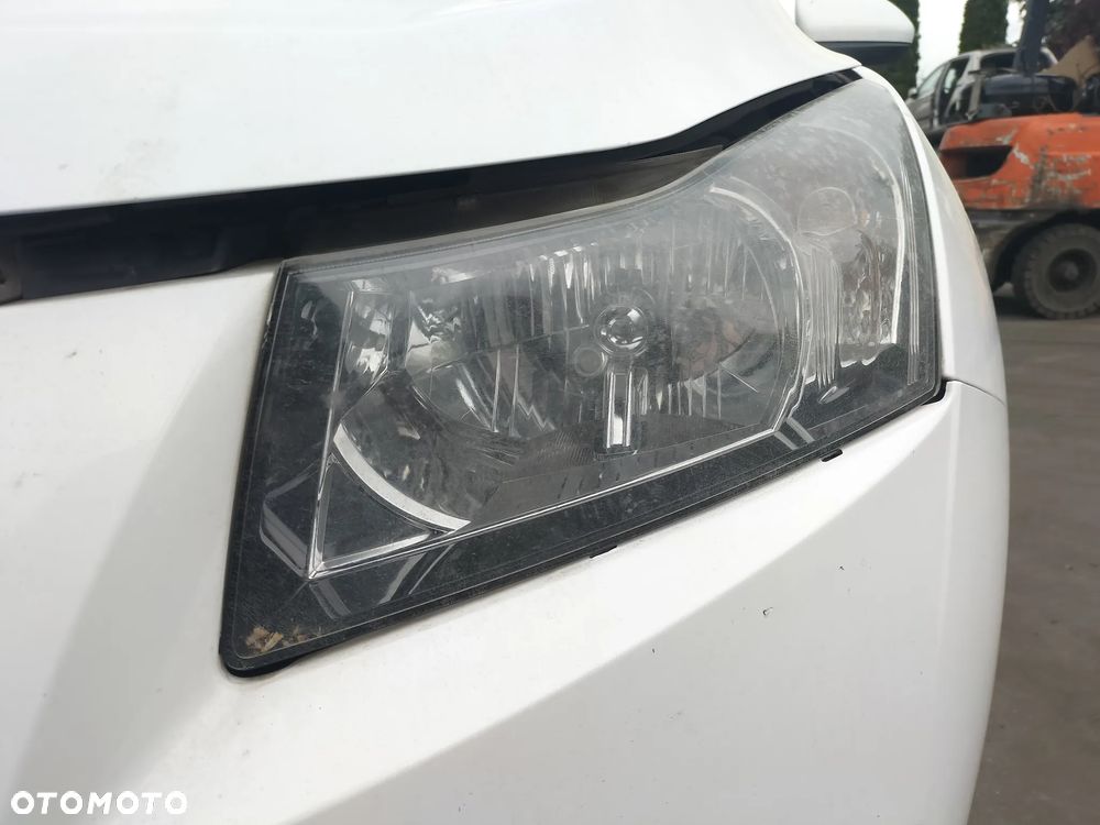 CHEVROLET CRUZE (J300) 1.6 113KM KLAPA TYŁ BAGAŻNIKA SEDAN ZDERZAK PRZÓD TYŁ DRZWI LEWY PRAWY PRZÓD TYŁ BŁOTNIK SZYBA LUSTERKO LAMPA SILNIK SKRZYNIA CAŁY NA CZĘŚCI - 7