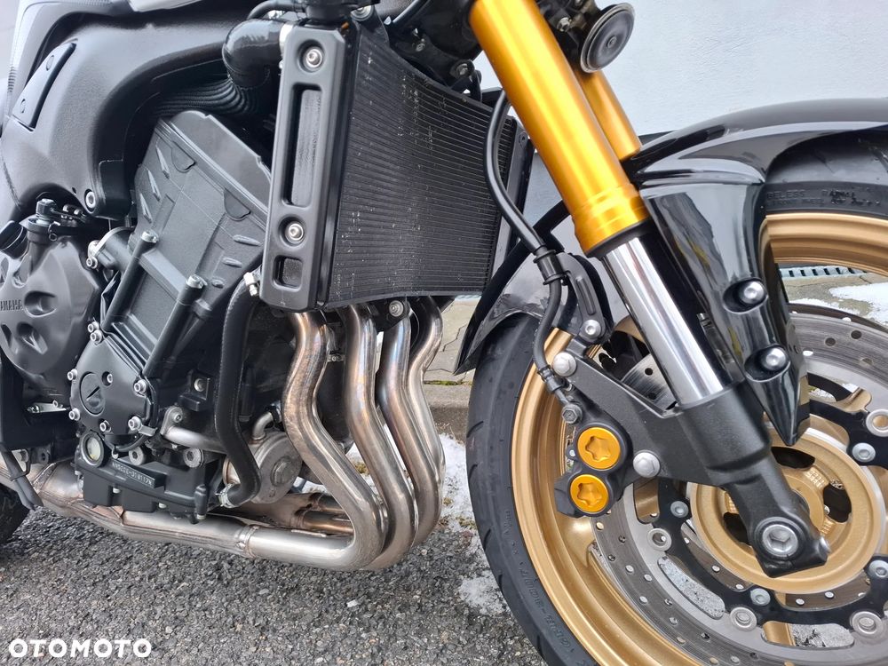 Yamaha FZ8 - 15