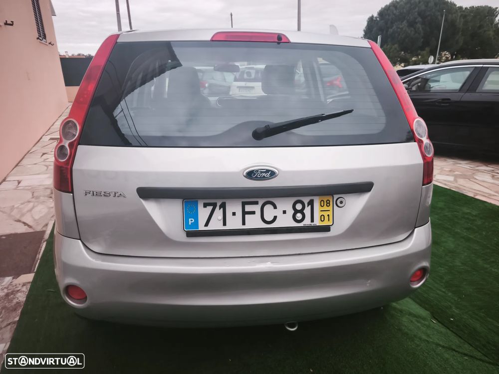Ford Fiesta 1.25 Ambiente - 22