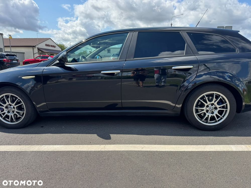 Alfa Romeo 159 1.9 JTDM 16V DPF Automatik Distinctive - 5