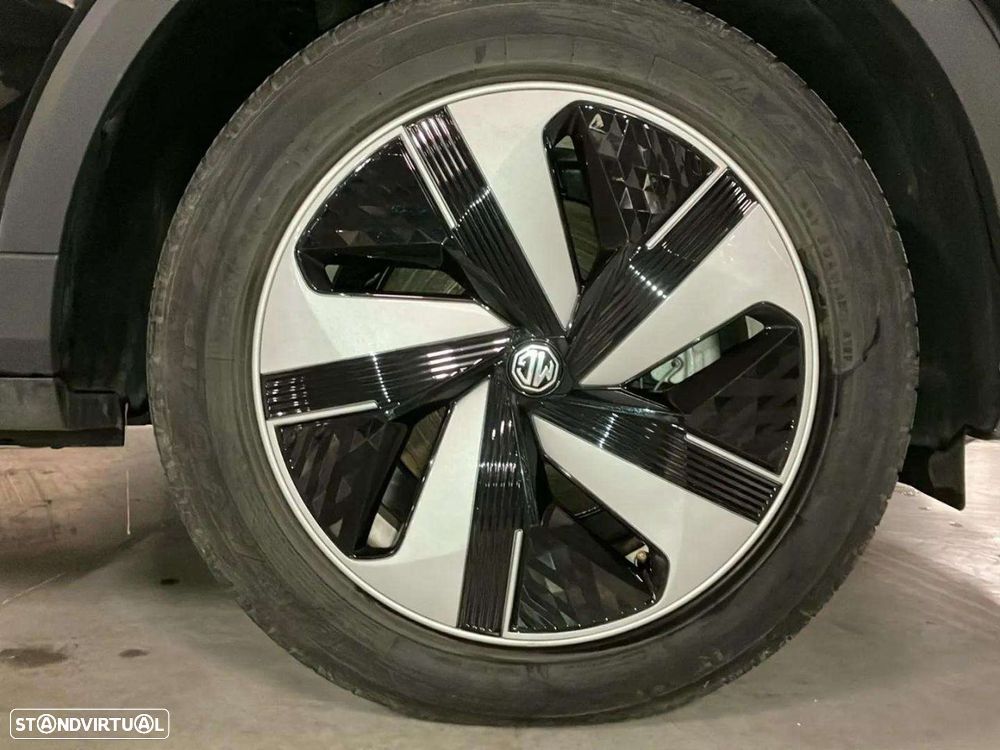 MG ZS EV 72.6 kWh Luxury OBC 11 kW - 18