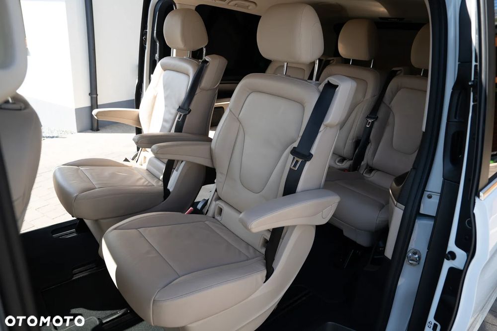 Mercedes-Benz Klasa V 250 d 4-Matic Avantgarde 7G-Tronic (d³ugi) - 12