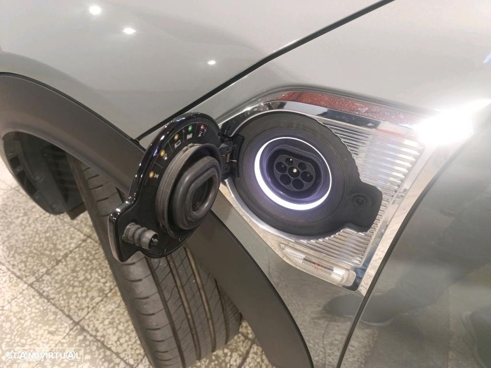 MINI Countryman Cooper SE Premium Essential Auto - 11