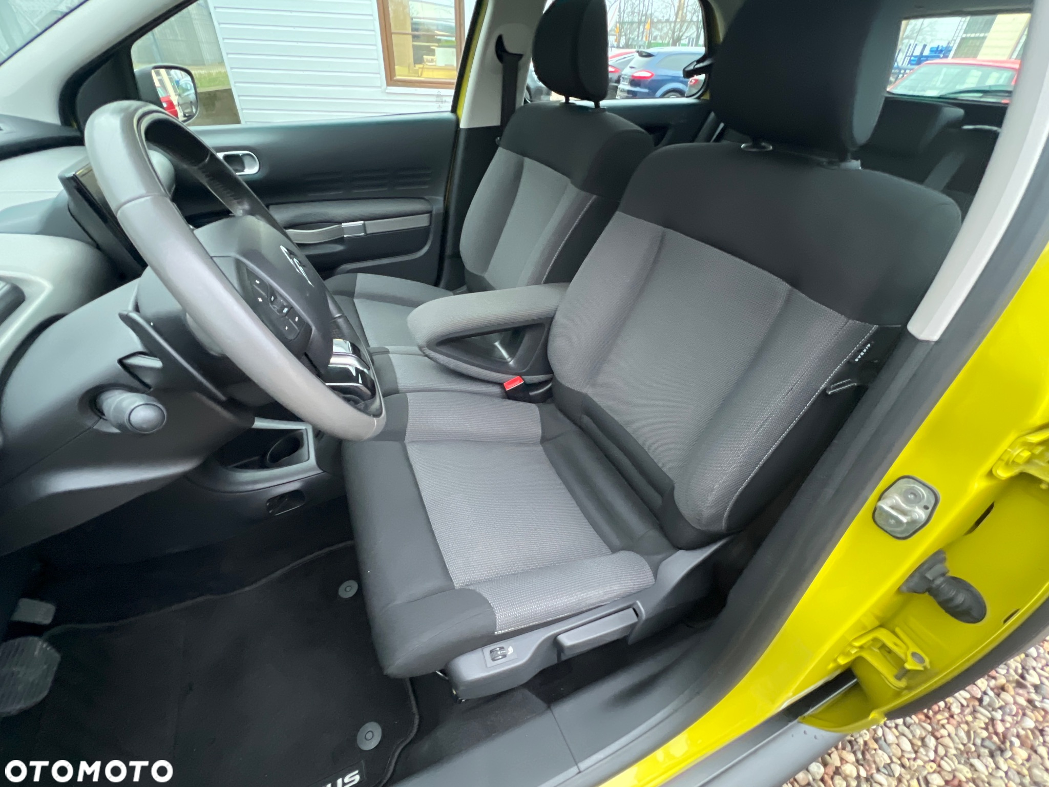 Citroën C4 Cactus - 17