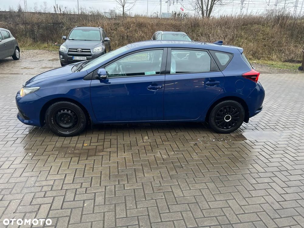 Toyota Auris 1.6 Active - 3
