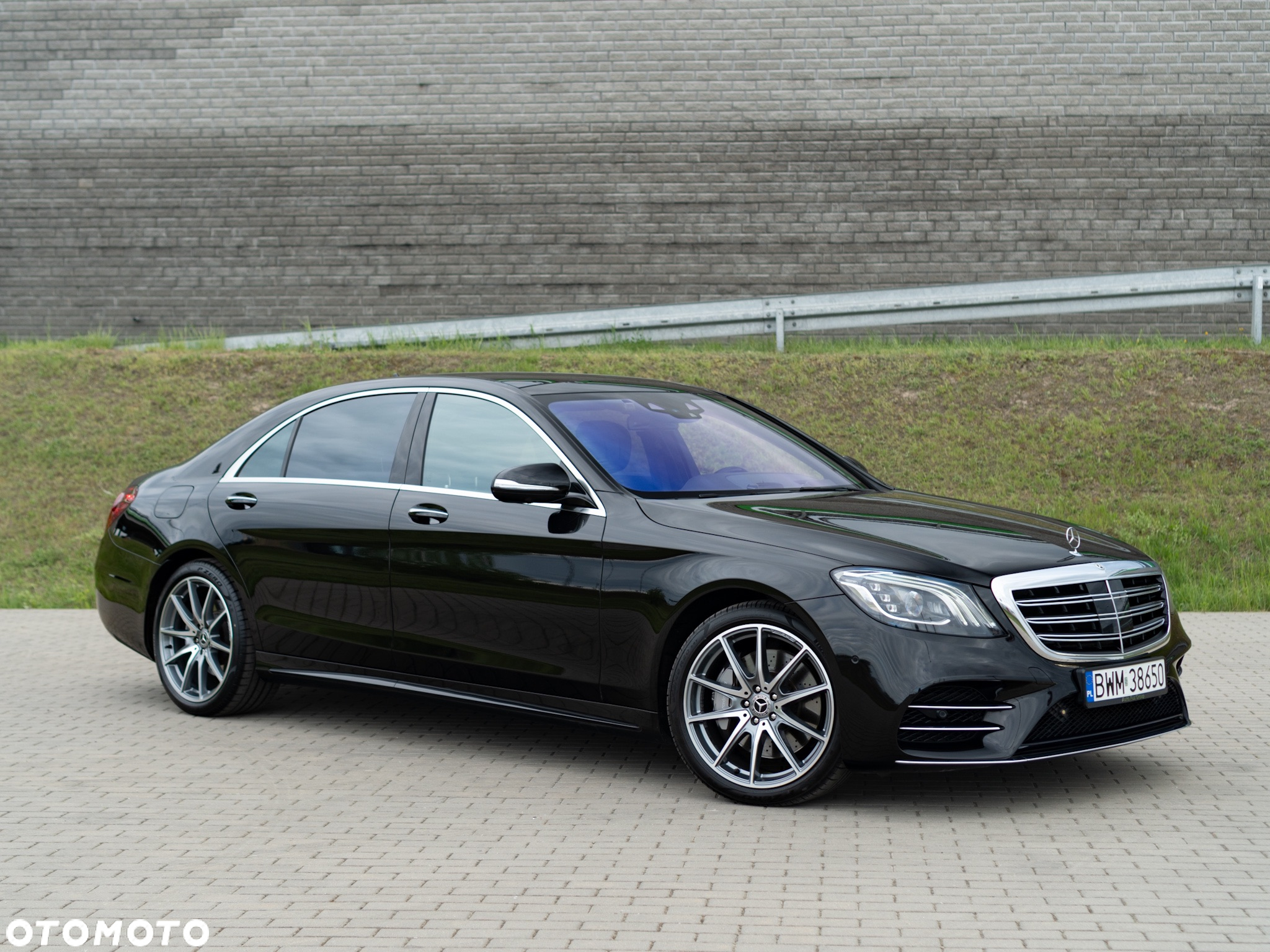 Mercedes-Benz Klasa S 560 4-Matic L 9G-TRONIC - 11