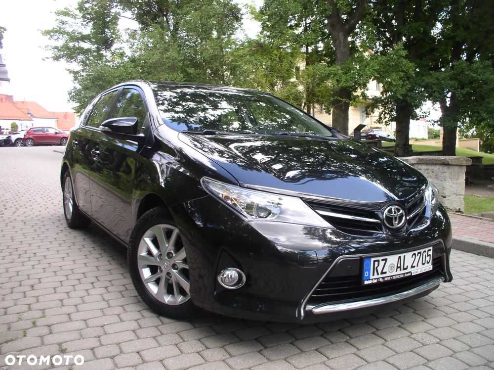 Toyota Auris 1.6 Valvematic Executive - 5