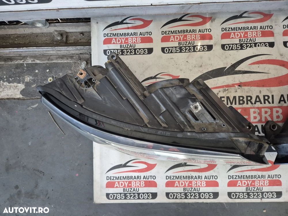 Far stanga/dreapta cu halogen Volkswagen Tiguan 2012 - 3