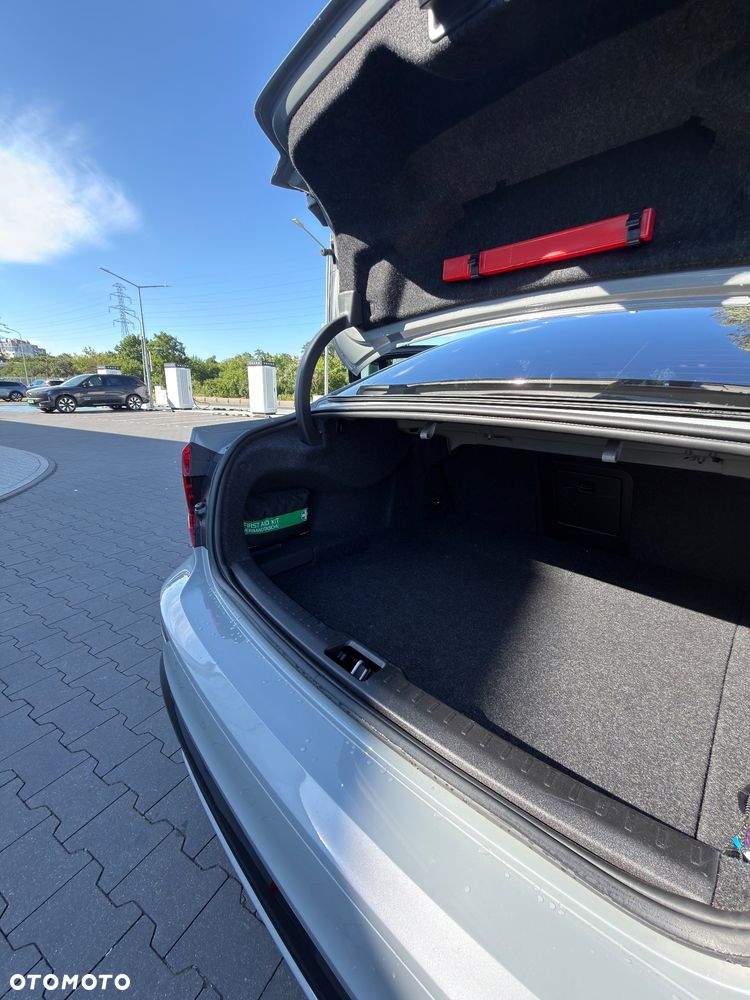 Volvo S60 B5 B AWD Plus Dark - 15