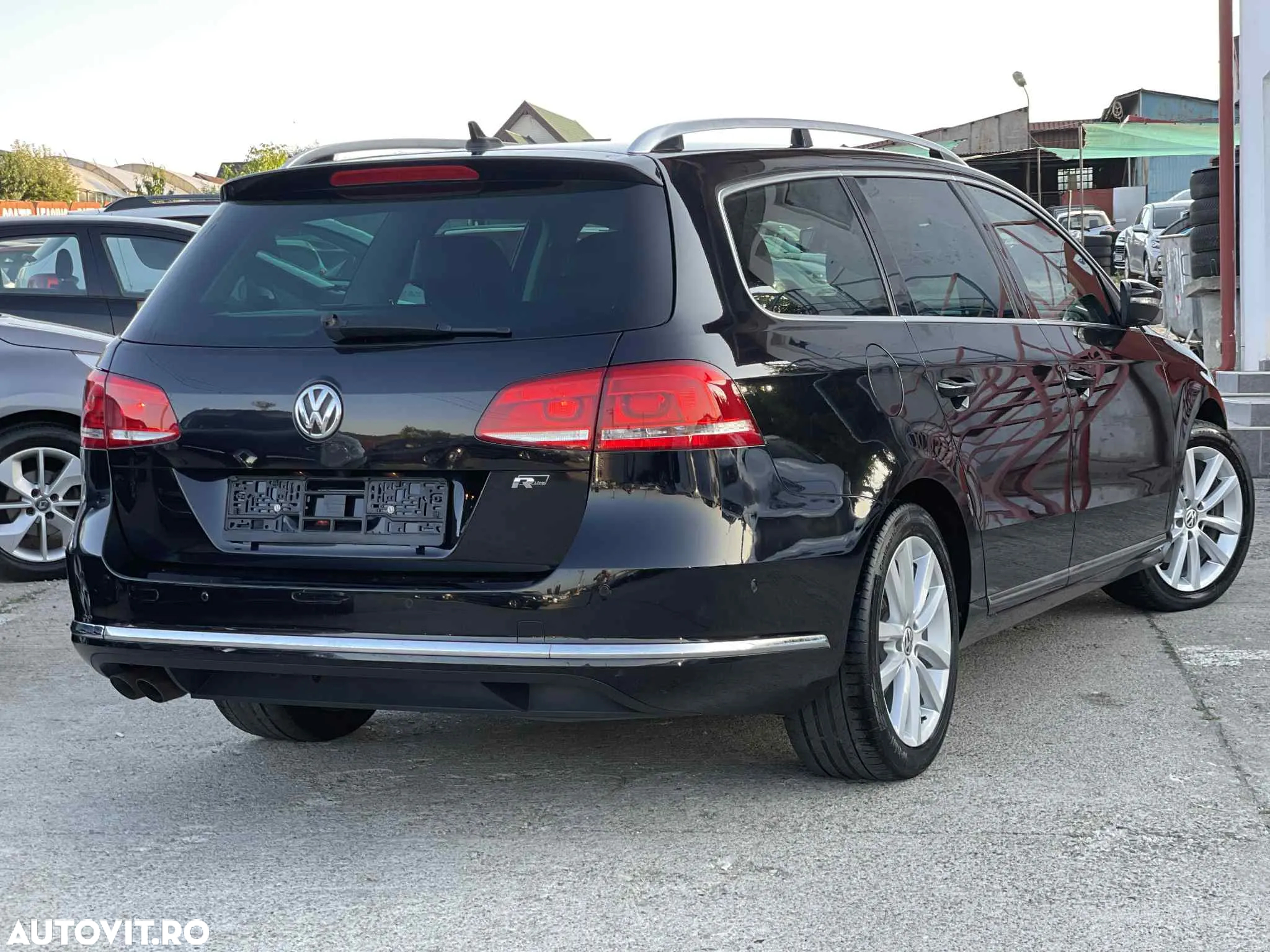 Volkswagen Passat Variant 2.0 TDI BlueMotion Technology Highline DSG - 22